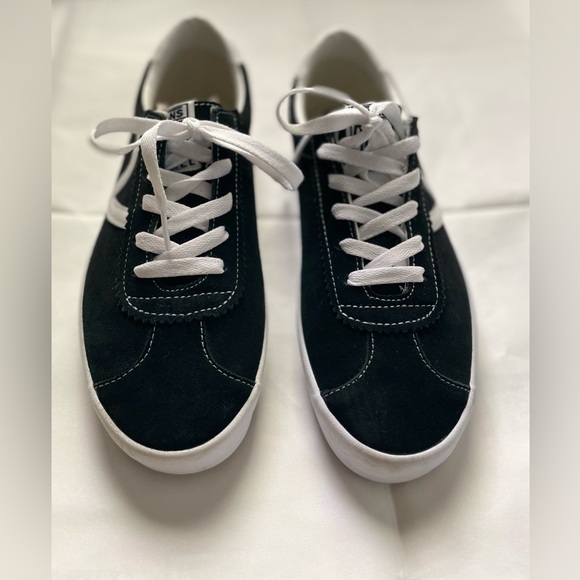 Vans of the Wall Unisex Sneakers - Picture 9 of 9